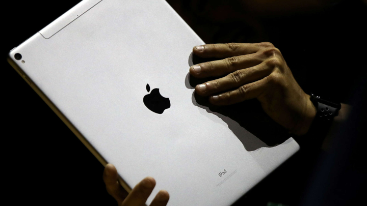 Đại diện cấp cao của Apple bị tố hối lộ 200 chiếc iPad cho cảnh sát